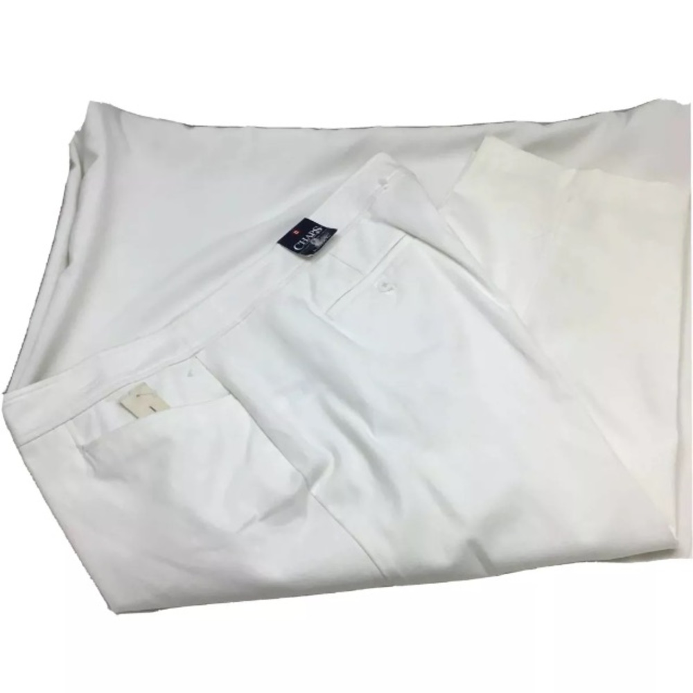 White Capri Chaps Slimming Fit NWT 24W